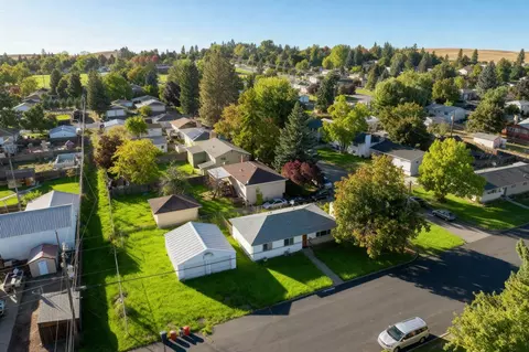 218 Buena Vista St, Cheney, WA 99004