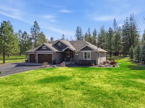 3410 Elena Ln, Chattaroy, WA 99003