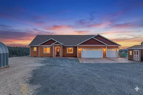 5205 Allen Rd, Springdale, WA 99173