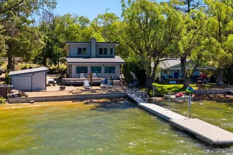 40782 Robbins Rd, Loon Lake, WA 99148