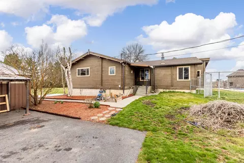 1600 8th St, Davenport, WA 99122