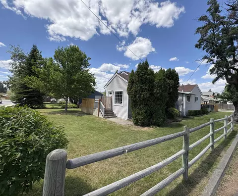 6701 N Normandie St, Spokane, WA 99208