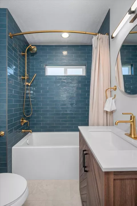 Bath - 513 E 8th Ave, Spokane, WA 99202 photo 1 of 3