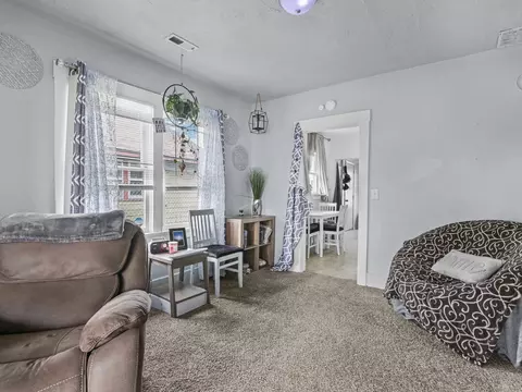 Living - 2015 E Nora Ave, Spokane, WA 99207 photo 5 of 5