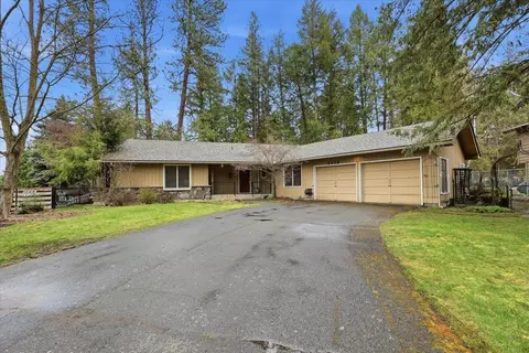 1412 W Crestwood Ct, Spokane, WA 99218