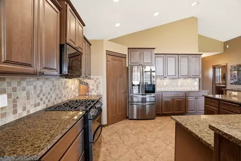Kitchen - 202 E Alexa Ct, Spokane, WA 99208 photo 3 of 3