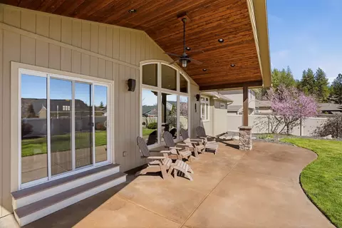 Exterior - 202 E Alexa Ct, Spokane, WA 99208 photo 3 of 7