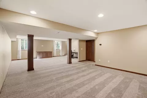 Living - 202 E Alexa Ct, Spokane, WA 99208 photo 3 of 4