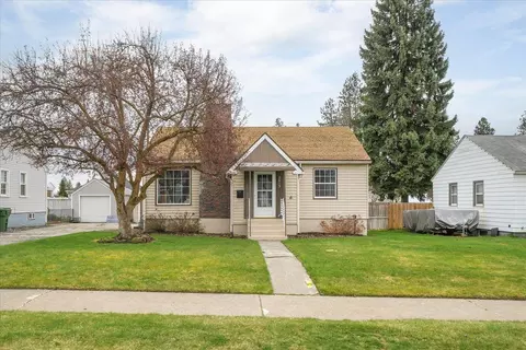 2615 W Walton Ave, Spokane, WA 99205