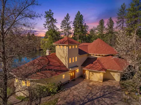 7618 E Hodin Dr, Spokane, WA 99212