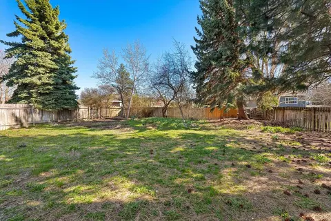 Exterior - 4022 E Sumac Dr, Spokane, WA 99223 photo 5 of 8