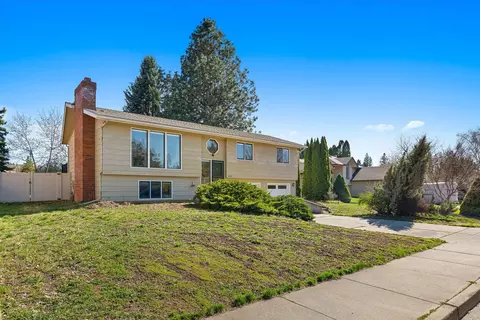 Exterior - 4022 E Sumac Dr, Spokane, WA 99223 photo 8 of 8