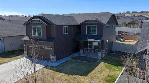 1810 S Rivista St, Spokane Valley, WA 99016