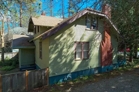 Exterior - 37 E 33rd Ave, Spokane, WA 99203 photo 6 of 8