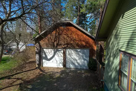Exterior - 37 E 33rd Ave, Spokane, WA 99203 photo 1 of 8