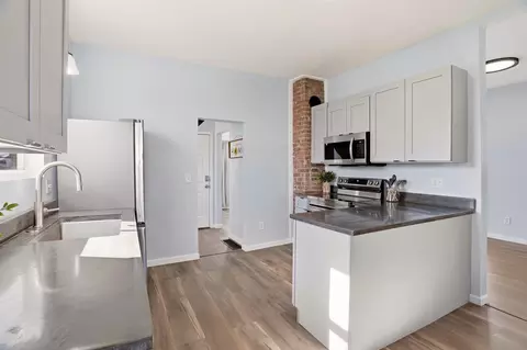 Kitchen - 1407 E Crown Ave, Spokane, WA 99207 photo 2 of 5