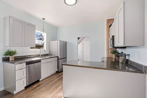 Kitchen - 1407 E Crown Ave, Spokane, WA 99207 photo 5 of 5