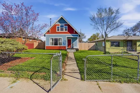Exterior - 1407 E Crown Ave, Spokane, WA 99207 photo 6 of 14