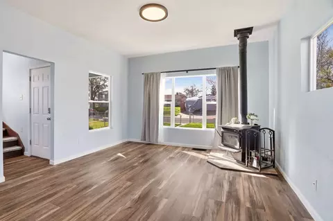 Living - 1407 E Crown Ave, Spokane, WA 99207 photo 5 of 5