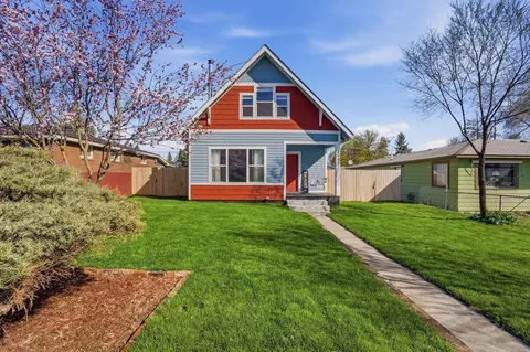 Exterior - 1407 E Crown Ave, Spokane, WA 99207 photo 8 of 14