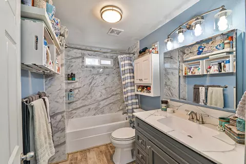 Bath - 2623 Everett Ave, Spokane, WA 99217 photo 1 of 2