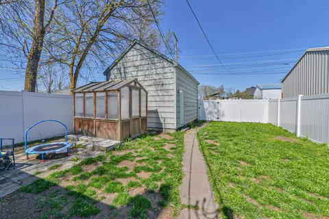 Exterior - 2623 Everett Ave, Spokane, WA 99217 photo 4 of 6