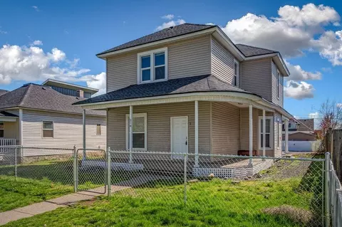 218 E Baldwin Ave, Spokane, WA 99207