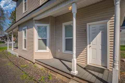 Exterior - 218 E Baldwin Ave, Spokane, WA 99207 photo 5 of 10