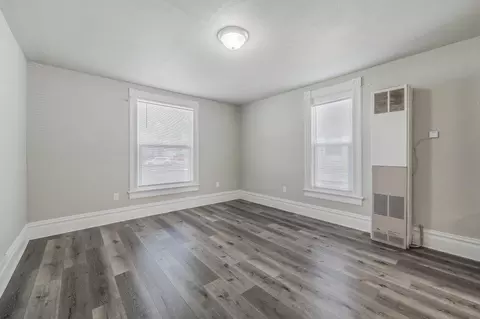 Living - 218 E Baldwin Ave, Spokane, WA 99207 photo 1 of 1