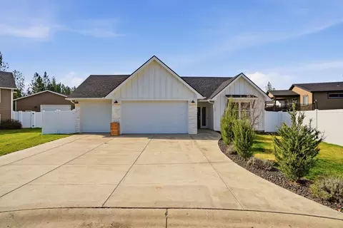 1334 E Carriage Ct, Spokane, WA 99208