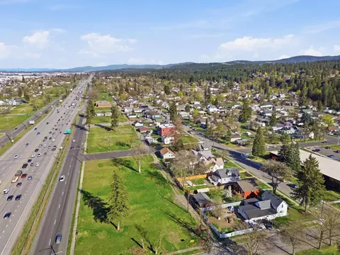View/Area - 1713 E 4th Ave, Spokane, WA 99202 photo 3 of 10