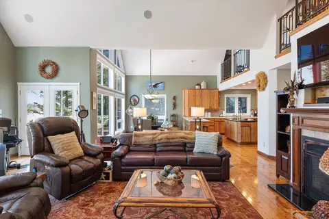 Living - 41404 N Perry Rd, Deer Park, WA 99006 photo 2 of 7
