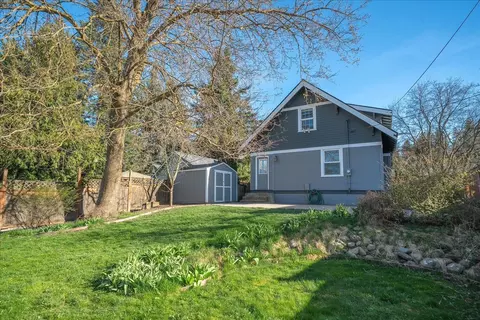 Exterior - 1017 E 14th Ave, Spokane, WA 99202 photo 12 of 17