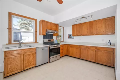 Kitchen - 1017 E 14th Ave, Spokane, WA 99202 photo 1 of 5