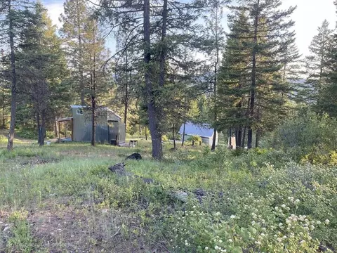1080 G Middle Basin Rd, Colville, WA 99114
