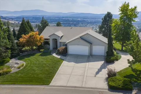 8816 E Woodland Park Dr, Spokane, WA 99217