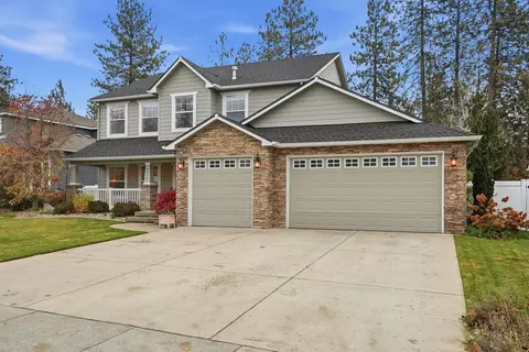 9006 N Rosebury Ln, Spokane, WA 99208