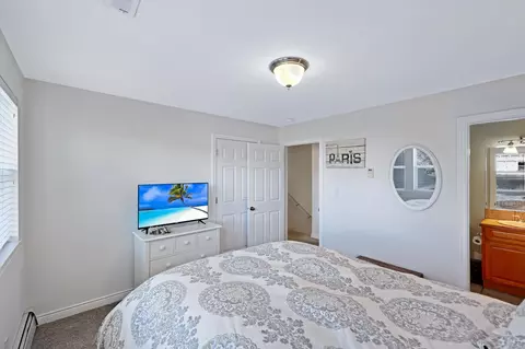 Bedroom - 4810 E 37th Ave, Spokane, WA 99223 photo 10 of 10