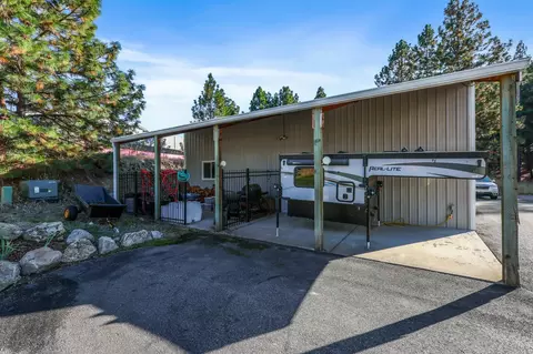 Exterior - 4810 E 37th Ave, Spokane, WA 99223 photo 15 of 17