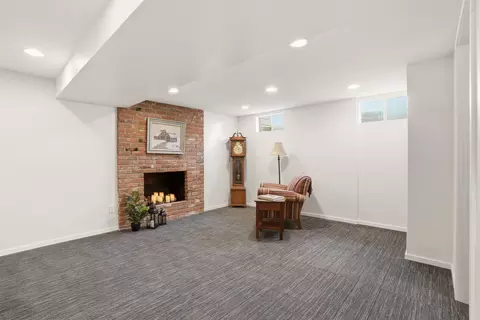 Living - 11116 E 24th Ave, Spokane Valley, WA 99206 photo 4 of 4