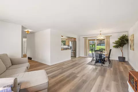 Living - 11116 E 24th Ave, Spokane Valley, WA 99206 photo 3 of 4