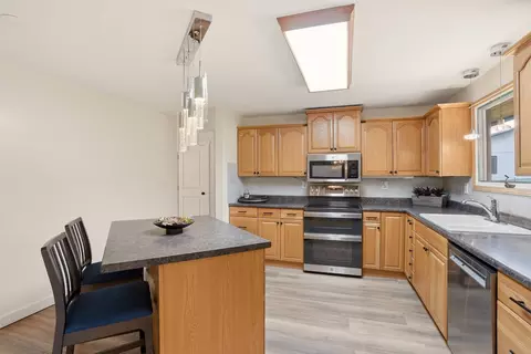 Kitchen - 11116 E 24th Ave, Spokane Valley, WA 99206 photo 1 of 3