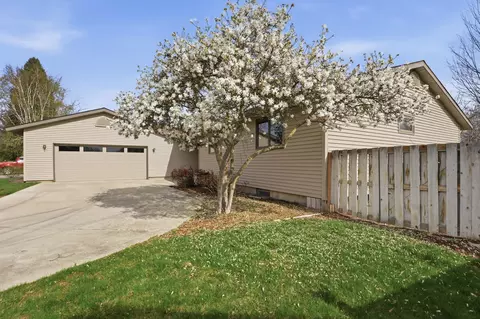 Exterior - 11618 E 35th Ave, Spokane, WA 99206 photo 2 of 6