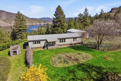 38738 Sterling Valley N Rd, Lincoln, WA 99147