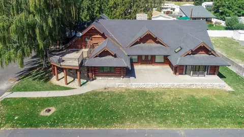 19012 W Pommier Rd, Cheney, WA 99004