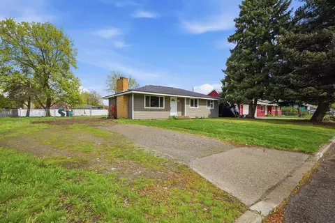 Exterior - 11619 E Buckeye Ave, Spokane Valley, WA 99206 photo 2 of 7