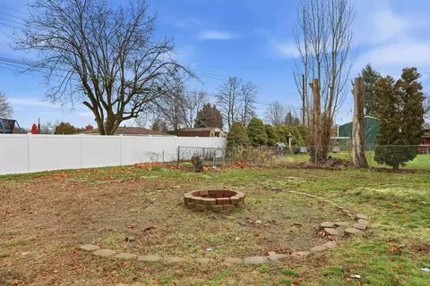 Exterior - 11619 E Buckeye Ave, Spokane Valley, WA 99206 photo 7 of 7