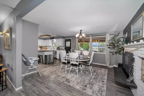 Dining - 14104 E Sharp Ave, Spokane Valley, WA 99216 photo 1 of 4