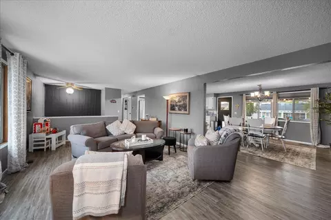 Living - 14104 E Sharp Ave, Spokane Valley, WA 99216 photo 3 of 4