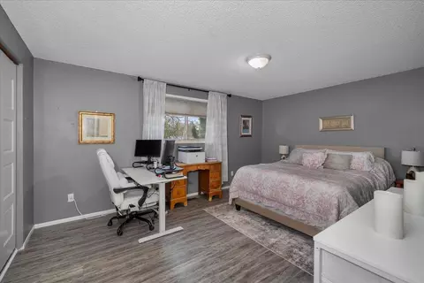 Bedroom - 14104 E Sharp Ave, Spokane Valley, WA 99216 photo 3 of 6